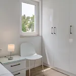 Spacious Modern Miljak - 1min To The Appartement *