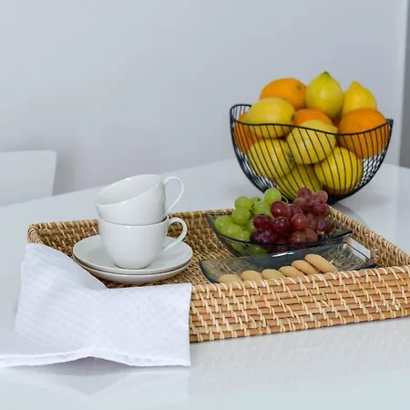 Spacious Modern Miljak - 1min To The Trogir