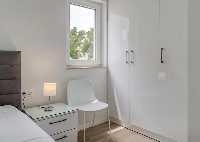 Spacious Modern Miljak - 1min To The 公寓 *