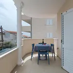 Appartamento Spacious Modern Miljak - 1min To The Traù