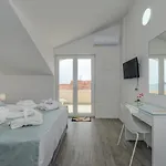 Spacious Modern Miljak - 1min To The * Traù