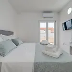 Spacious Modern Miljak - 1min To The * Traù