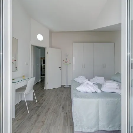 Spacious Modern Miljak - 1min To The * تروغير