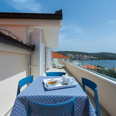 Spacious Modern Miljak - 1min To The