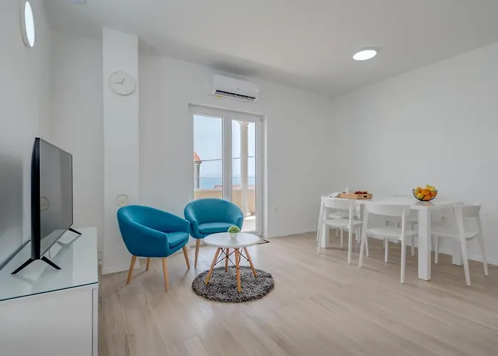 Spacious Modern Miljak - 1min To The *