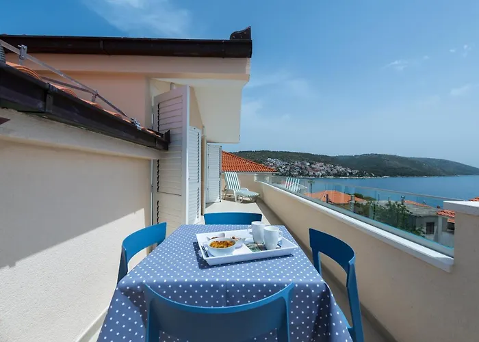 Spacious Modern Miljak - 1min To The